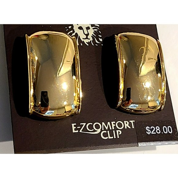 Vintage JJG Jonette Jewelry.Gold Tone Rounded Rectangle Pillow Earrings. Clip on - Picture 10 of 11